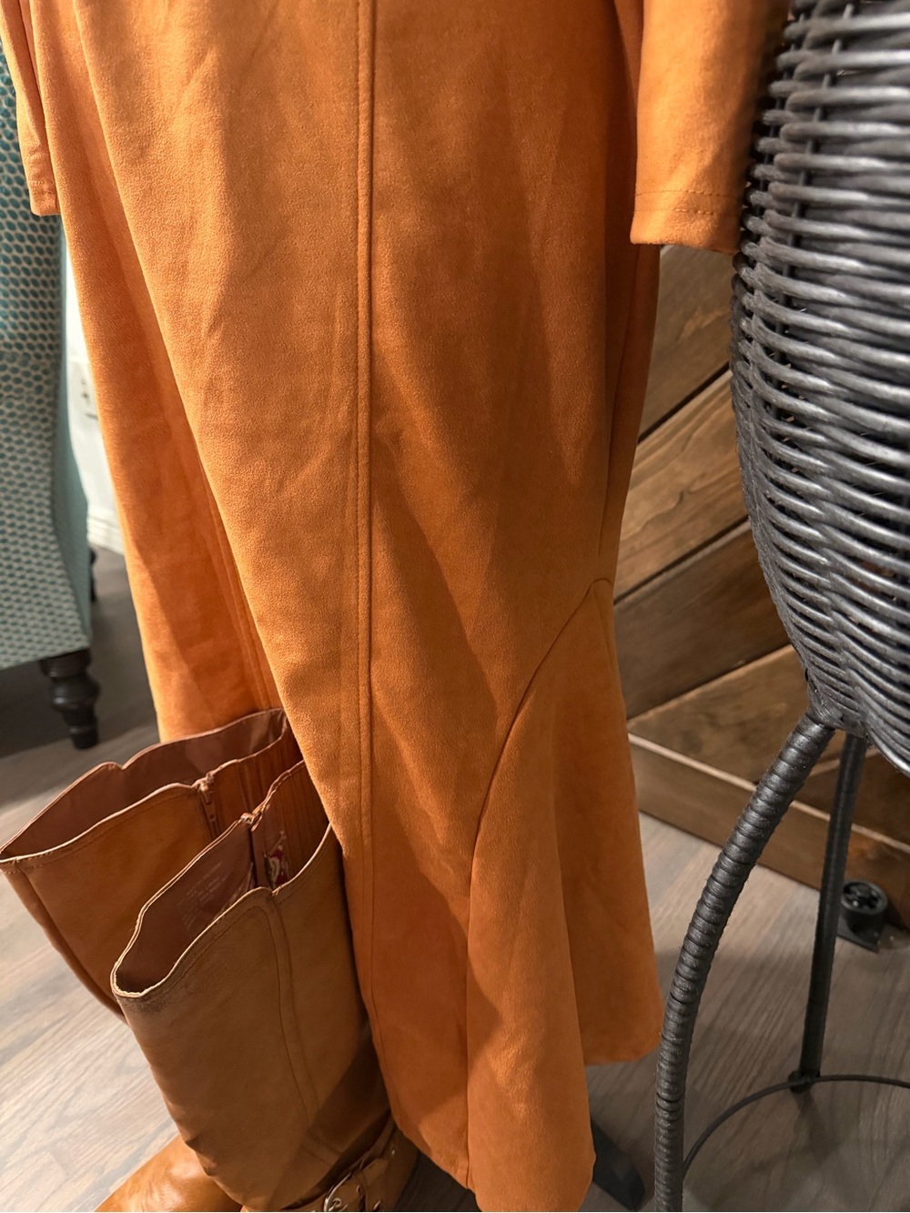 Zip-Front Midi Dress in Warm Orange - Picture 6 of 8